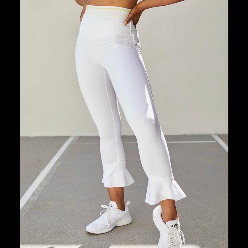 FP Movement Size XS Sanctuary Ruffle Leggings